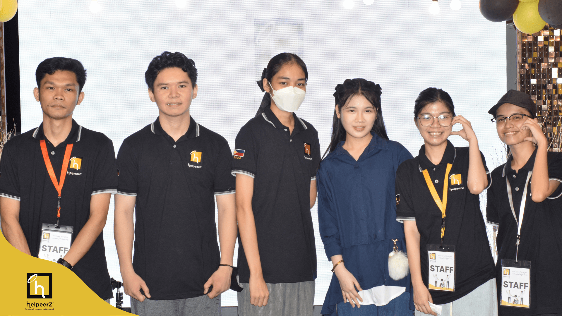 Our OJT's from Laverdad Christian College got a chance to take a picture with our KDR Music House Artist Miss Hakki, from the left, Gerard Brian Esplana, Omar Morales, Princess Evangeline Pocon, Jen Molina, and Jade Riel Abuela